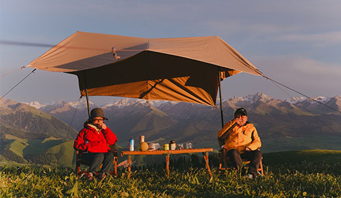 Difference-Between-Tarp-Tent-and-Camping-Tent
